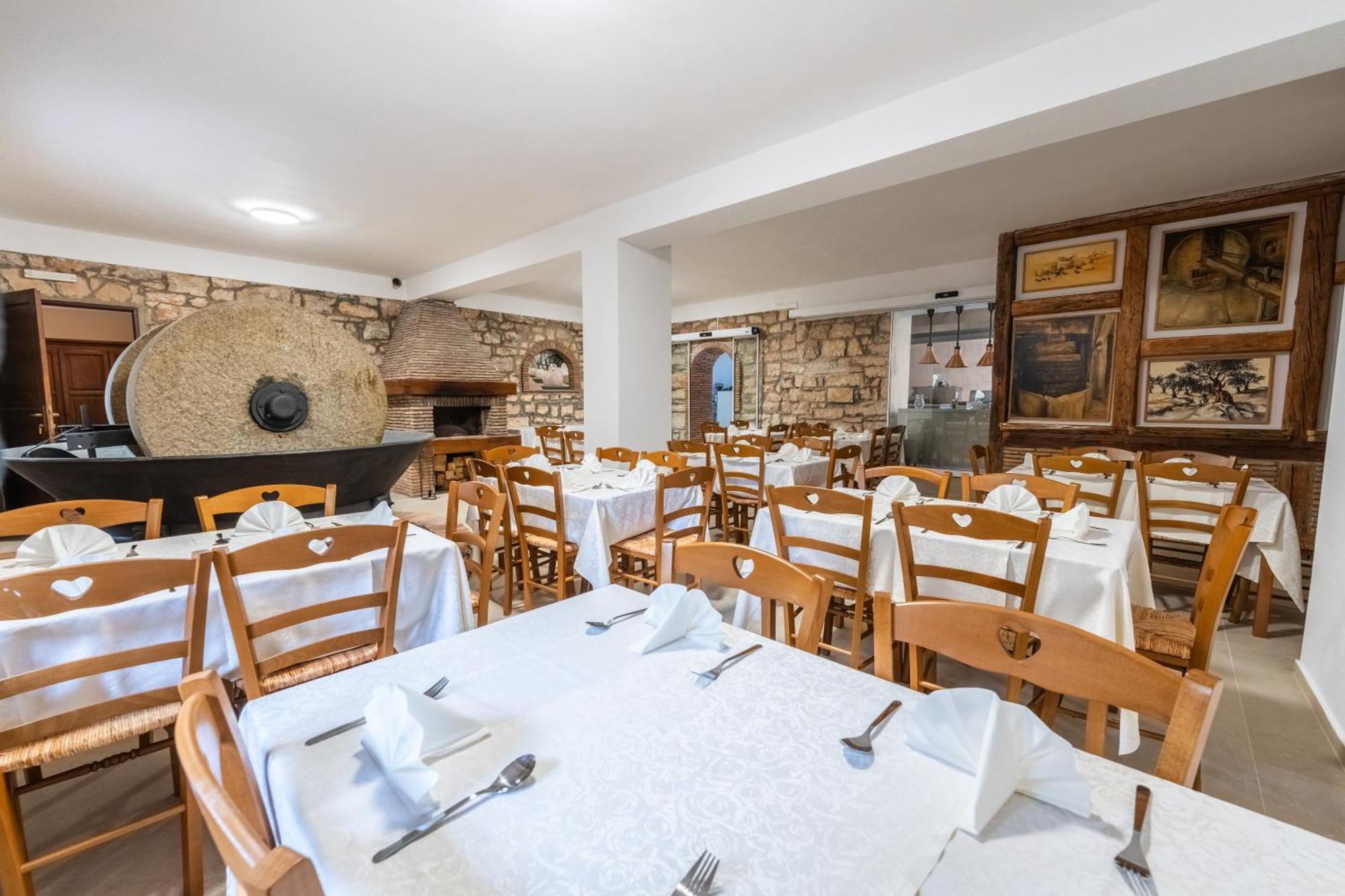Seget  Hotel Maslina מראה חיצוני תמונה